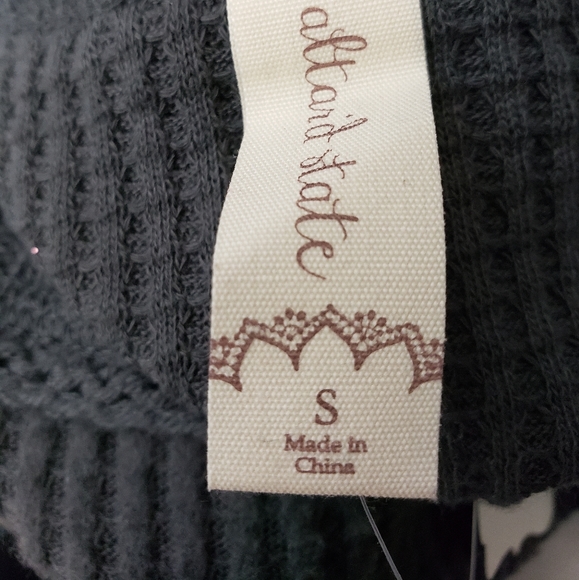 Altar'd State Dreamin' In Thermal Fringe Cuff - Picture 6 of 6